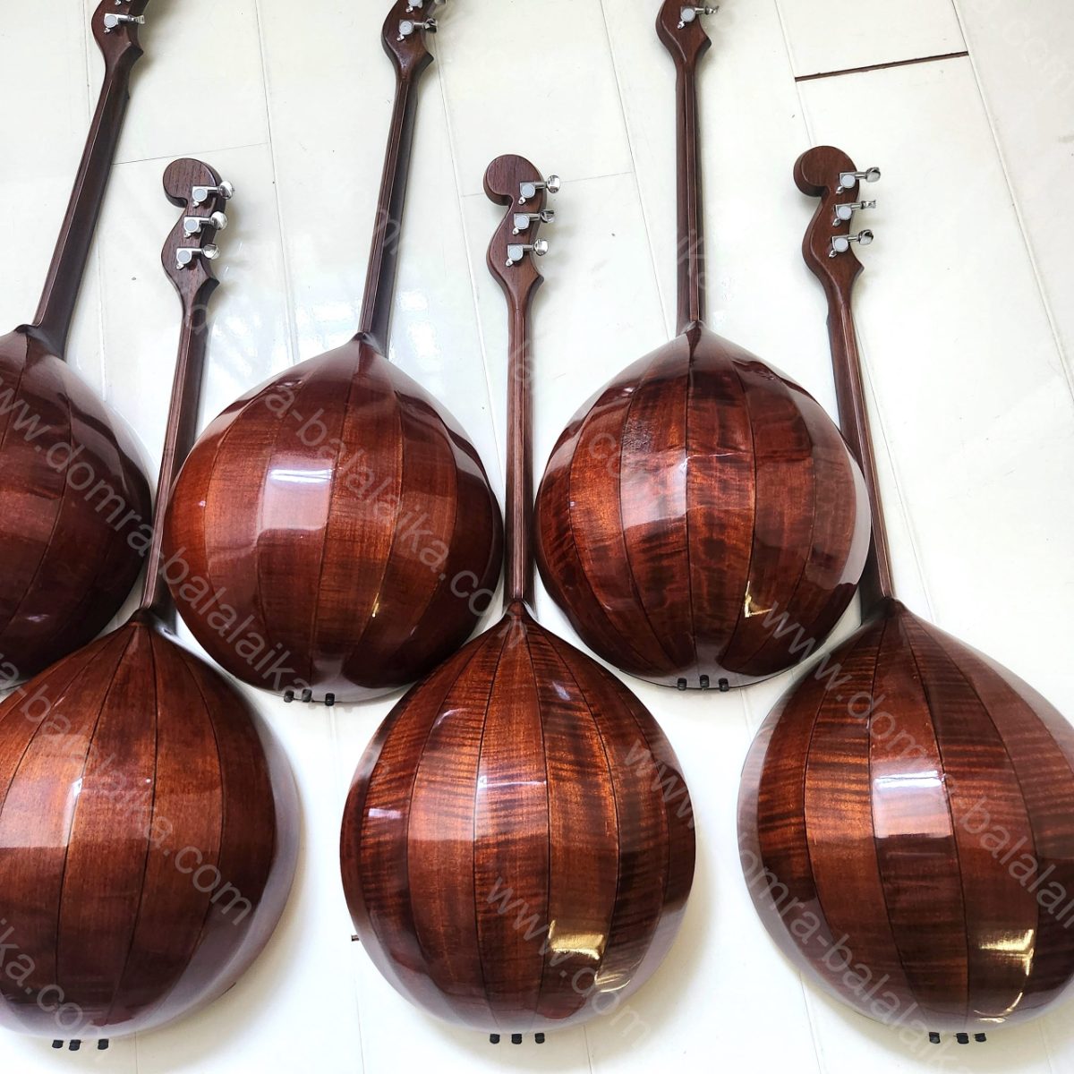 In the photo: seven very decent student‑level pro violas that sound like concer..., photo 2