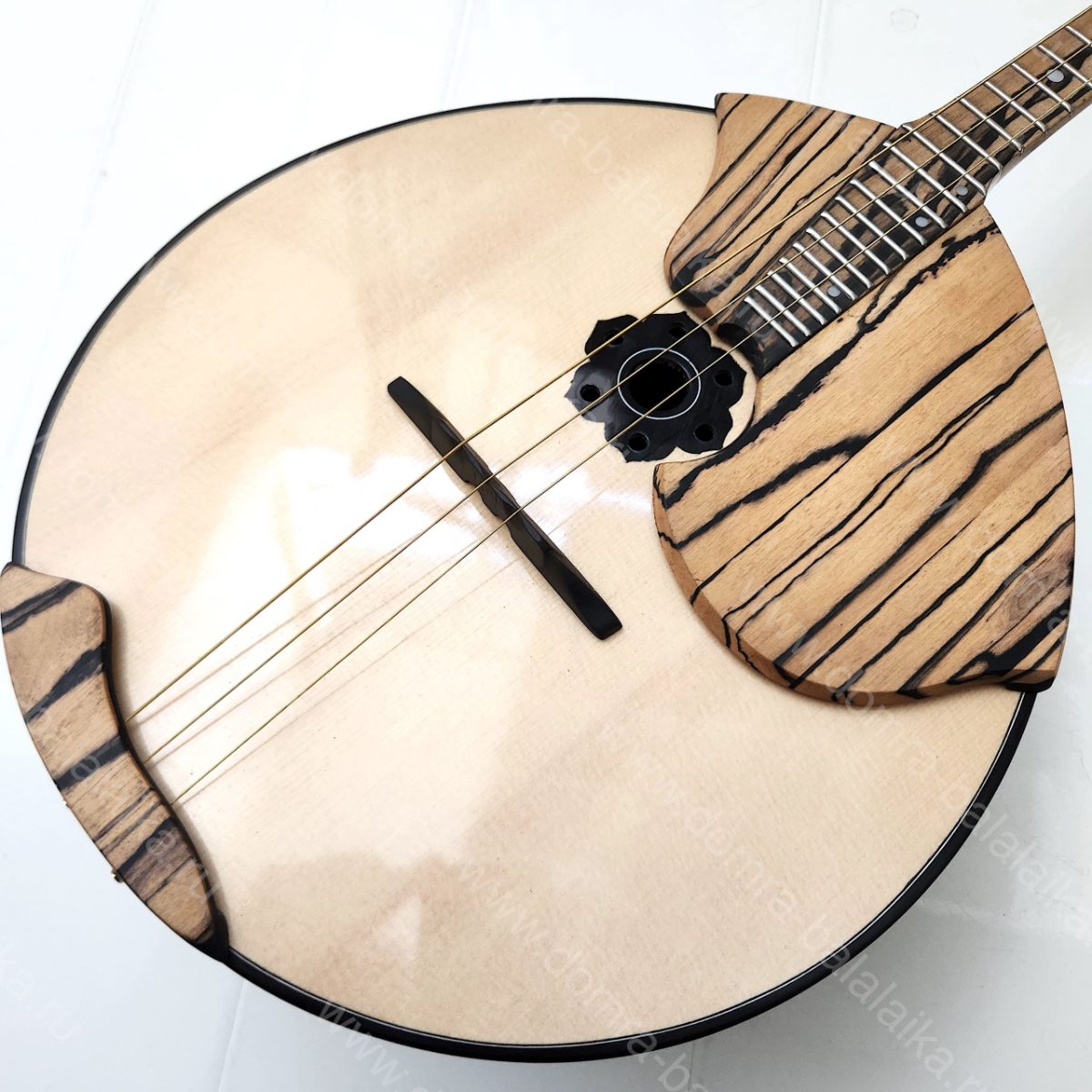 Two luxury alto concert domras with ebony fingerboards. The brunette is reserve..., photo 3