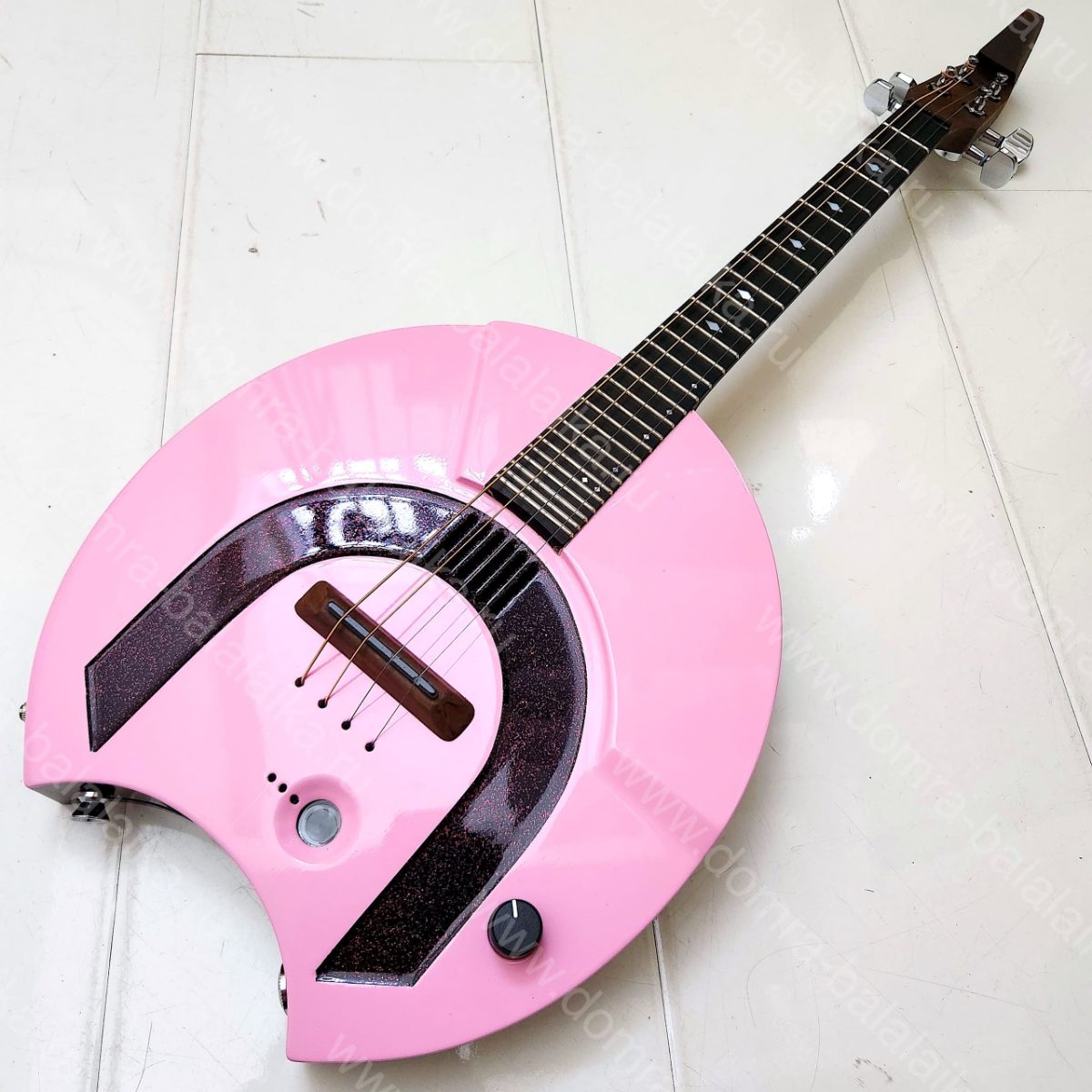 It’s a pink domra with a prism glitter rim featuring a 3D effect — it glows wit..., photo 5