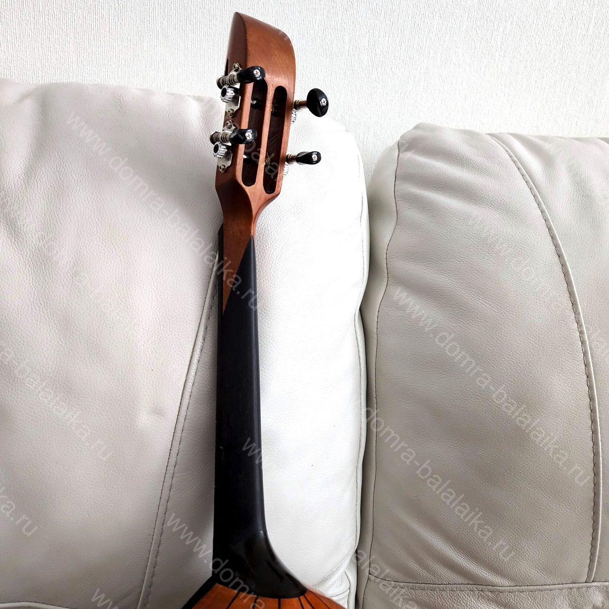 This excellent four-string concert domra with a deep tone is already on its way..., photo 5