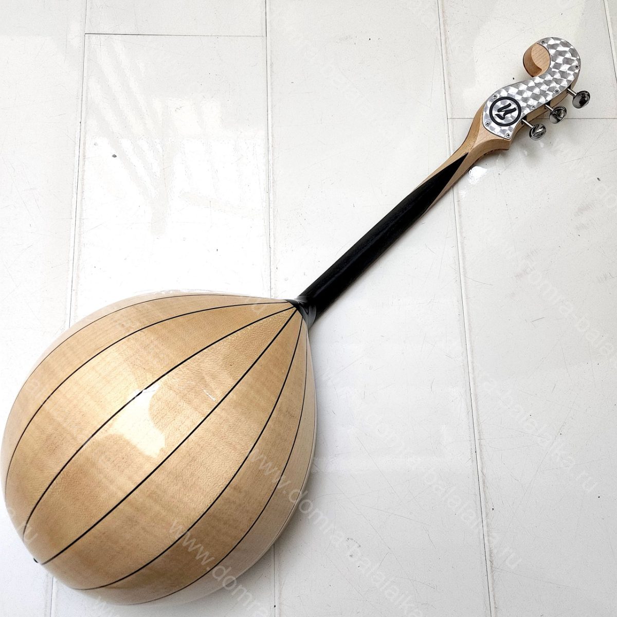 The amber “luxury” domra will soon be shipped to Kazakhstan. It belongs to the..., photo 6