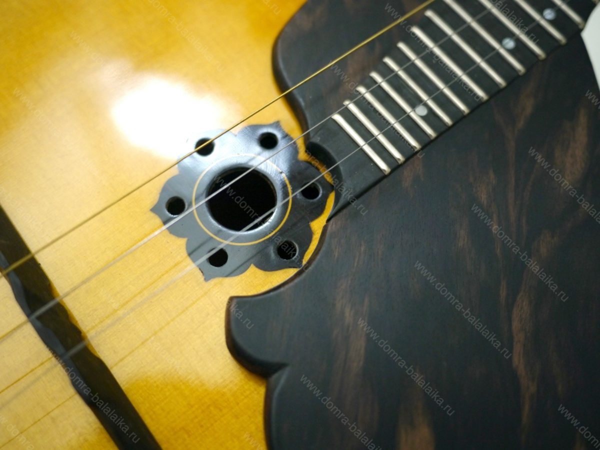 Concert domra. Spruce, figured maple, blackwood/macassar. 😊, photo 2