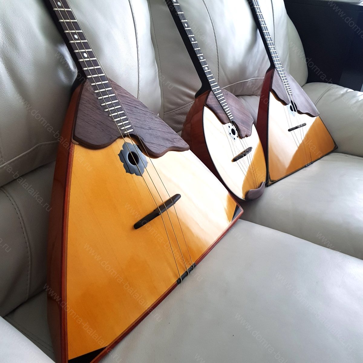 Balalaika Alto, prima and domra malaya, photo 1