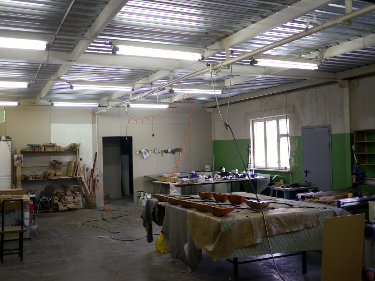 Instrument manufacturing, photo 1